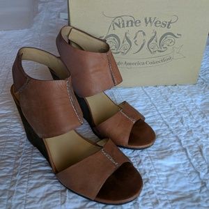 Strappy Nine West size 10 sandals